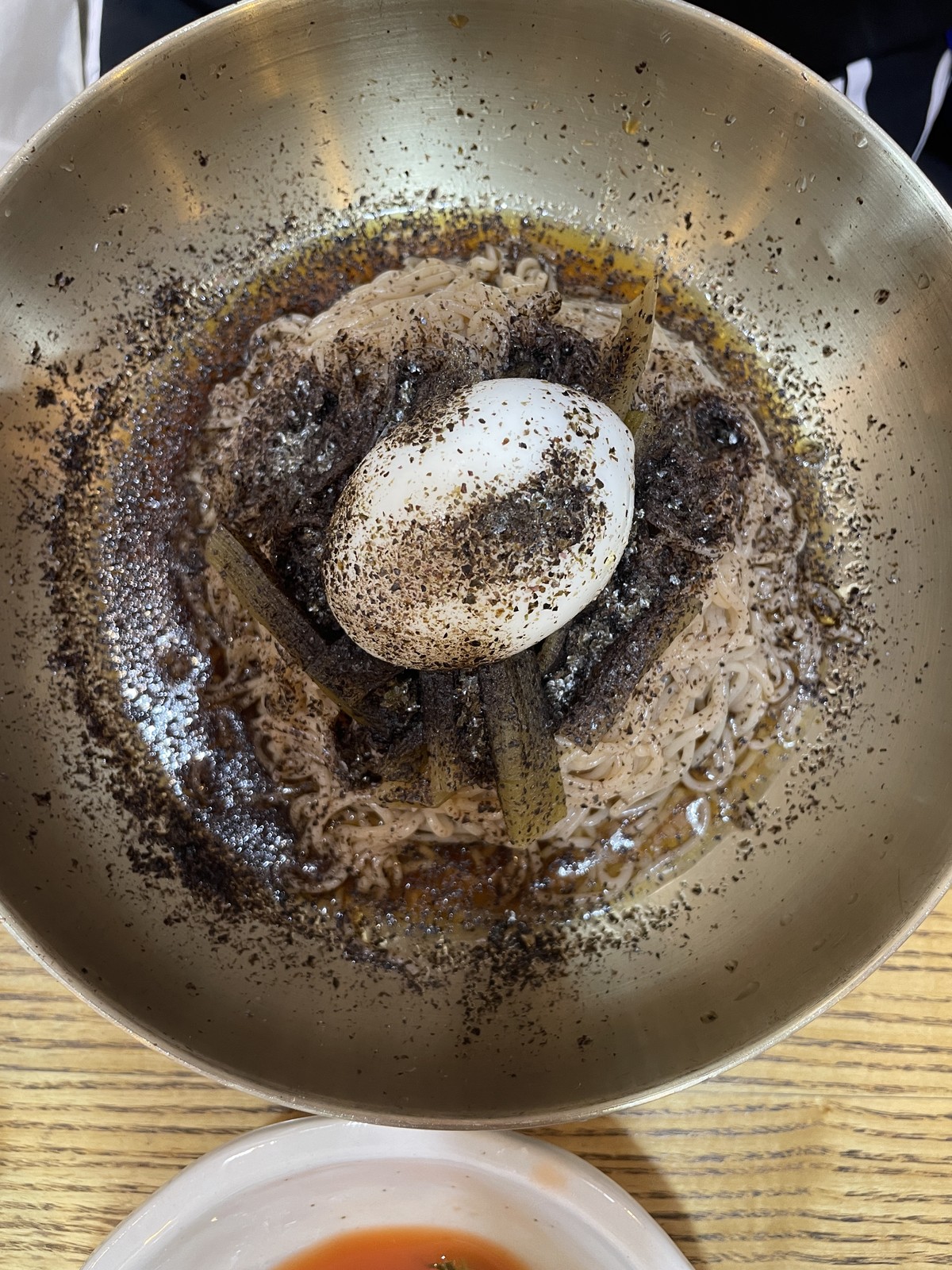 Mulnaengmyeon and Deulgireum Makguksu