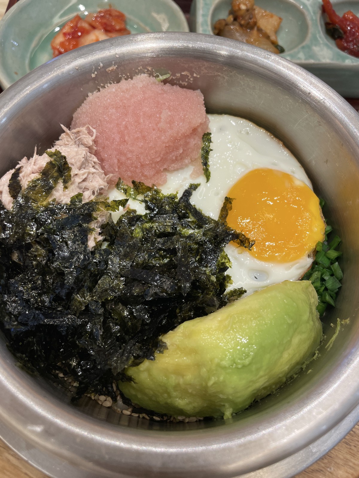 Pollock Roe and Avocado Hot Pot Rice