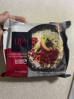 미식 비빔면과 김치만두